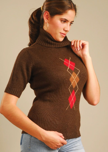 Lady's scottish sweater turtle neck