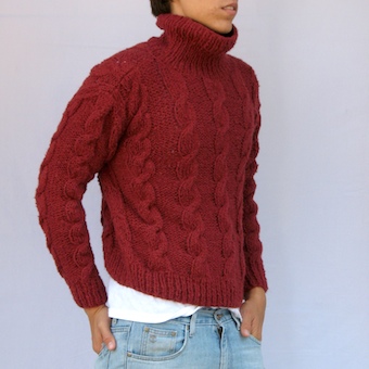 Cables turtle neck Sweater - Click Image to Close