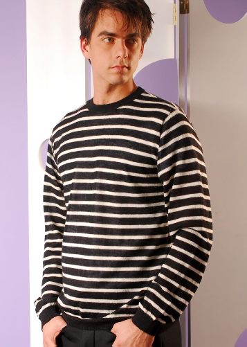 Men's striped sweater - Click Image to Close